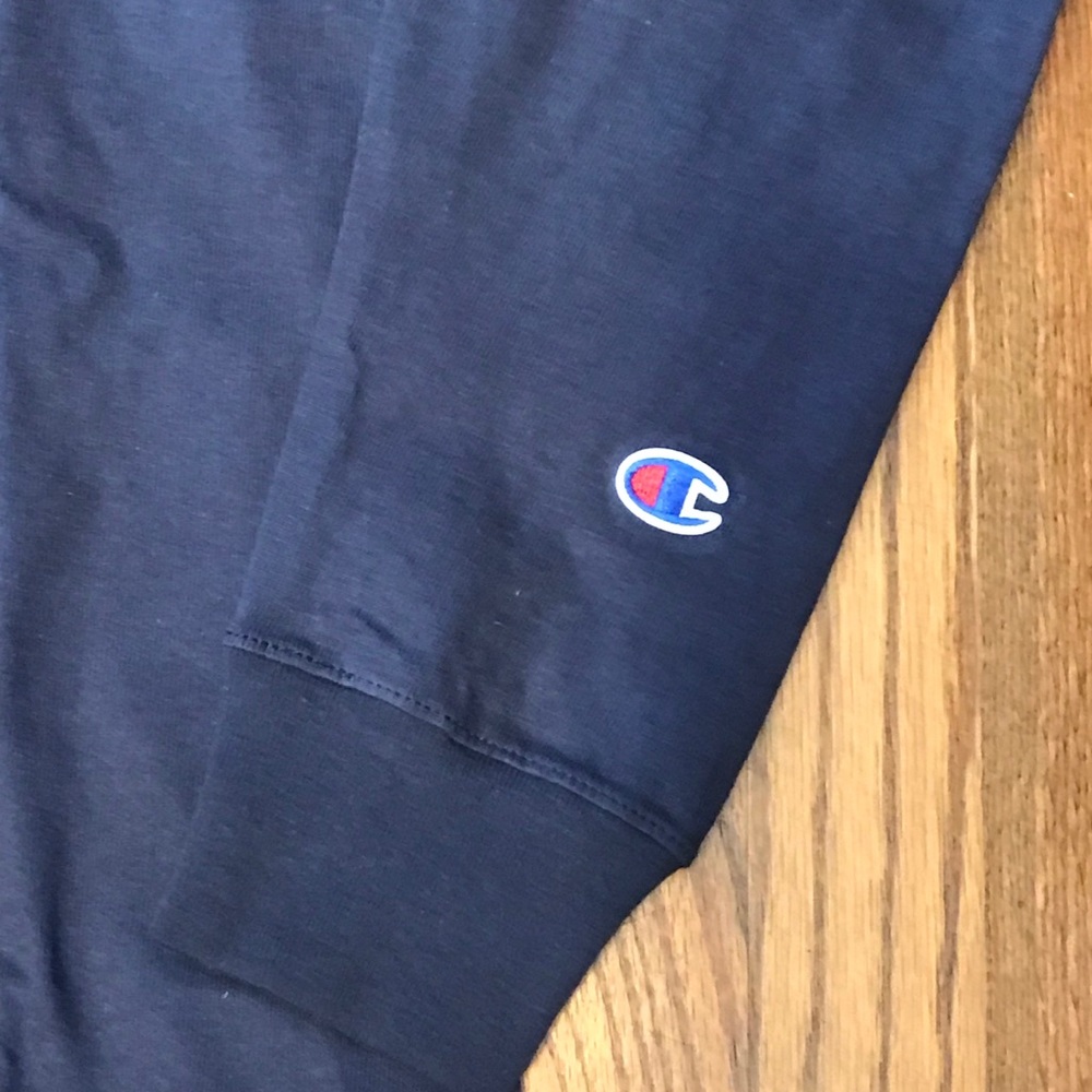 Champion Navy Long Sleeves Small - Picture 4 of 4